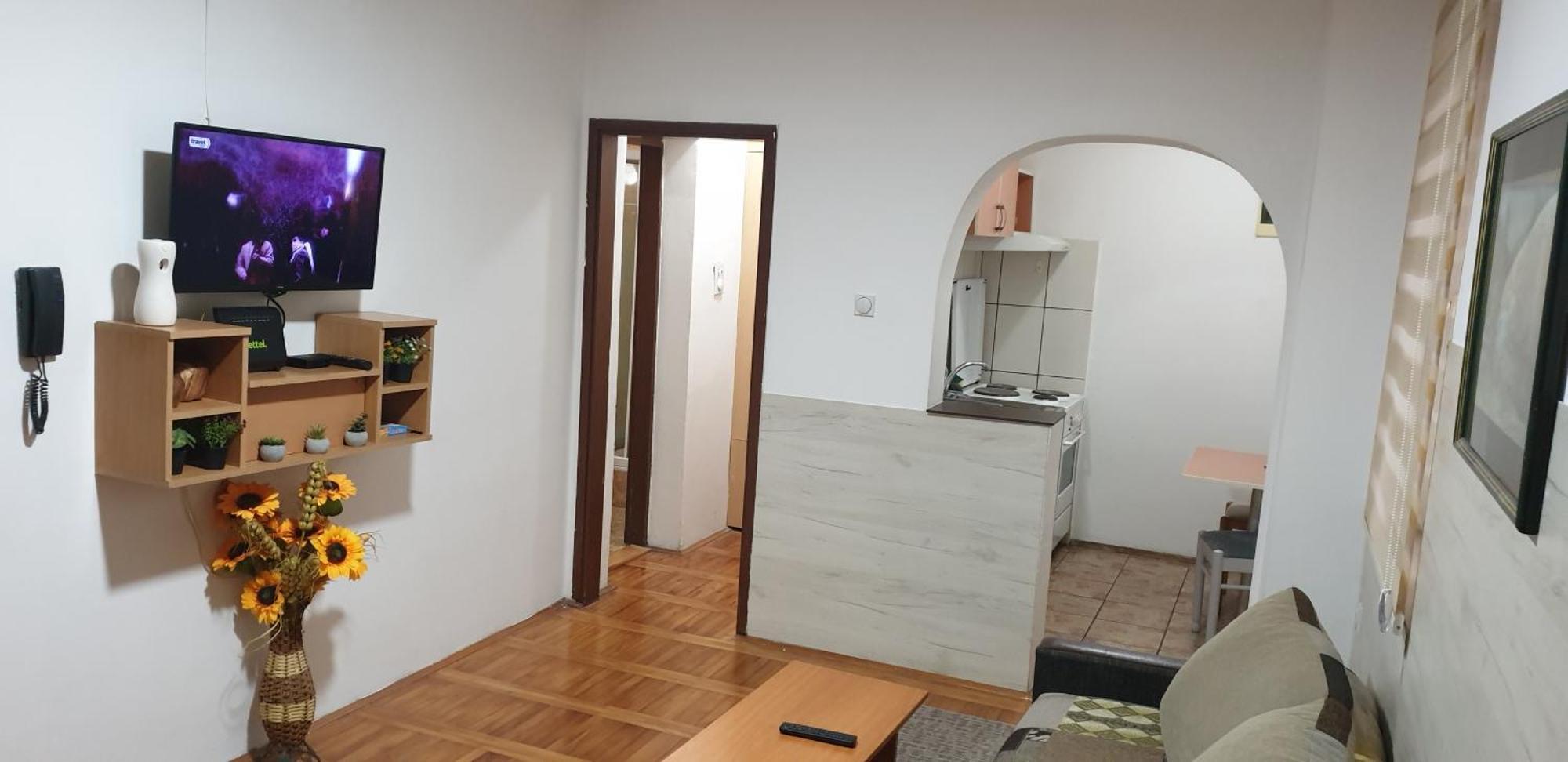 Apartment Center 1